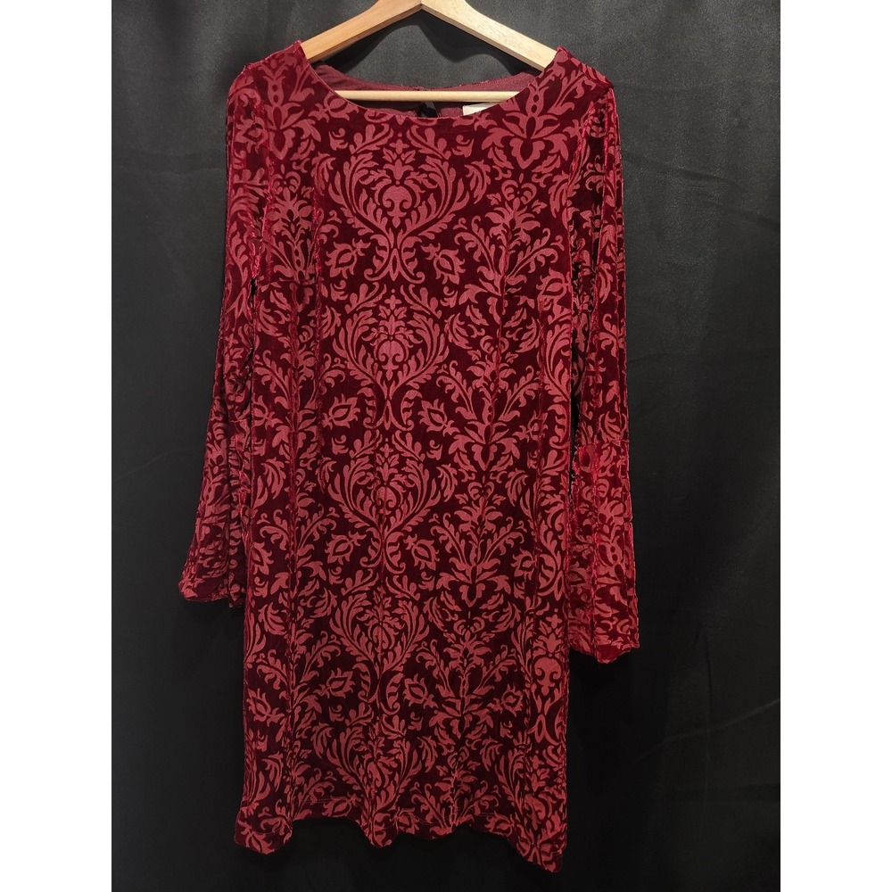 Beige By Eci Dress Womens Medium Red Velvet Floral Bell Sleeve Shift Party Short